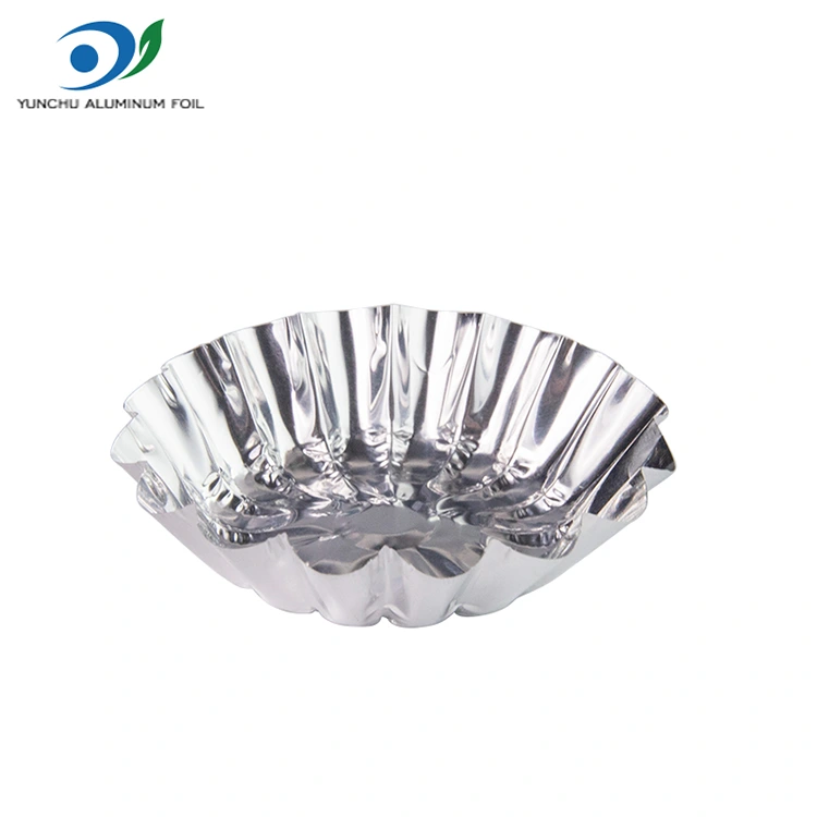 अंडी टार्ट्स एअर फ्रायर सिल्व्हर अॅल्युमिनियम फॉइल फूड कंटेनरमध्ये बेक केलेले आहेत